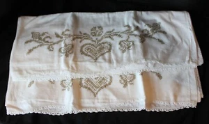 Vintage White Cotton Pillowcases Hand Cross Stitch Embroidery Hearts Floral (2) - Picture 1 of 3