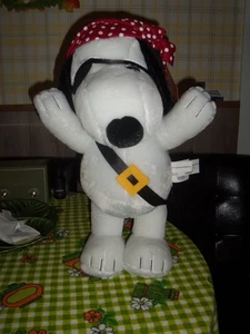2017 Peanuts Snoopy Halloween Pirate Door Greeter Plush By Gemmy 20” NWT LOOK! - Picture 1 of 4