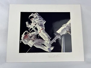 Original Thank You Photo STS - November 1984 David Walker Pilot SIGNED RARE READ - Bild 1 von 10