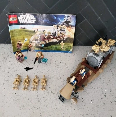LEGO STAR WARS 7929 La Batalla de Naboo 100% completo: manual, minifigura, droides Foto 1 de 4