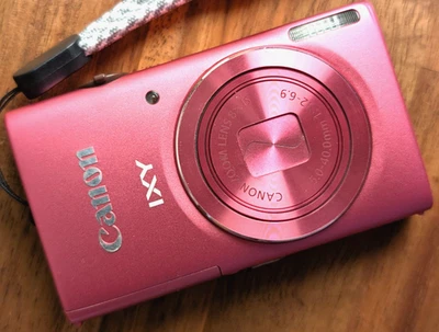 N MINT Canon IXY 110F PowerShot ELPH 130 IS IXUS 140 digital camera 16.0MP Japan - Image 1 of 4