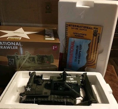 First Gear International TD-25 Crawler. U.S. Army.  1/25 Scale Die-cast.  NIB - Image 1 of 4