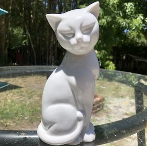 Vintage Blanc De Chine Cat Kitten Porcelain Chine Statue Asian Japan White 8” - Picture 1 of 8