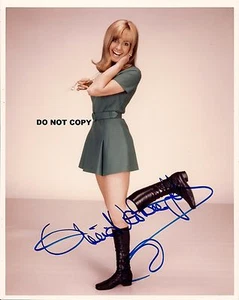 OLIVIA NEWTON JOHN 8X10 AUTHENTIC IN PERSON SIGNED AUTOGRAPH REPRINT PHOTO RP - Picture 1 of 1