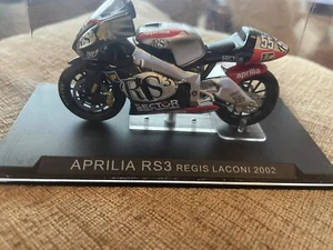 Aprilia RS3 Regis Laconi 2002 1:24 Diecast Racing Motorcycle Model Deagostini - Picture 1 of 6