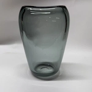 Hand blown charcoal Thick glass vase 7” - Picture 1 of 2