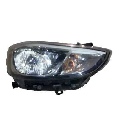 Faro pasajero derecho Hyundai Accent 2015-2017 92102-1R7 Foto 1 de 4