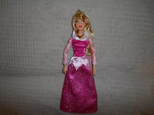 La Bella Durmiente AURORA APROX. MUÑECA PRINCESA 11" NUEVA SIN ETIQUETAS TIENDA DISNEY NUEVA - Imagen 1 de 6