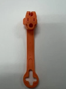 Prong Protector for 120-Volt Plugs Extension Cord Cover End 3-Prong Heater Block - Picture 1 of 3