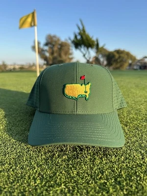 Sombrero de golf Augusta Masters Tournament 2025 sombrero verde con agujeros perforados hecho por fanáticos Foto 1 de 4