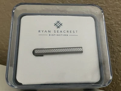 New Ryan Seacrest Distinction Bar Tie Clip - Image 1 of 4
