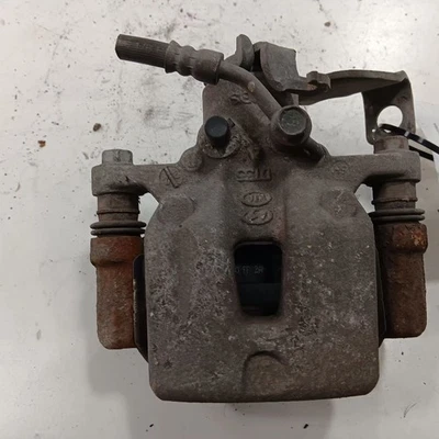 Pinza de freno trasera izquierda hatchback palanca freno de estacionamiento 13-17 Hyundai Elantra Foto 1 de 4