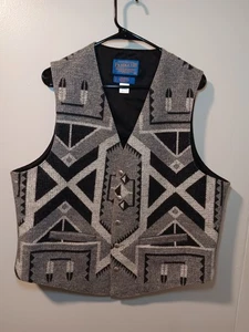Vintage Pendleton Men's Vest High Grade Western Wear Aztec Size 46 Made in USA - Picture 1 of 3