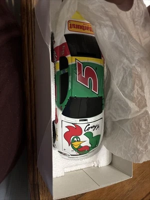 Coche NASCAR de acción Terry Labonte #5 Kellogg's Corn Flakes 1998 Monte Carlo 1:24 Foto 1 de 4