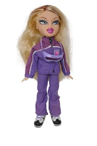 Bambola MGA Bratz Play Sportz Snowboarding Lilee con accessori - Foto 1 di 10