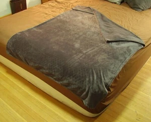 Wohndecke, Silver One, grau, 64" x 48", sehr weich, top - Bild 1 von 7