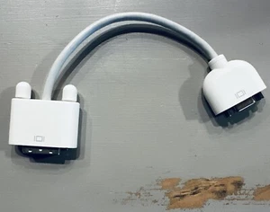 Apple DVI to VGA Adapter M8754G/A Video Monitor Display Adapter Mac - Picture 1 of 6