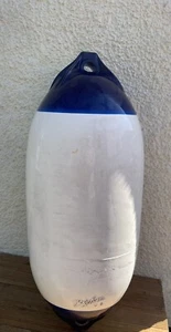 F5 Polyform US Premium Yacht/Boot Kotflügel F Serie weiß, blau Doppelaugen Design - Bild 1 von 6
