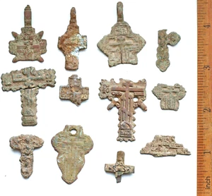Group Of Ancient Bronze Crosses Fragments (Y22-11) - Picture 1 of 2