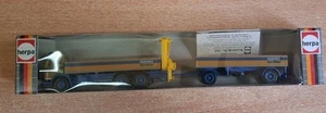 Koenig Spedition Mercedes Benz Hängerzug mit Ladekran Herpa 1/87 - Imagen 1 de 4