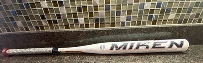 Bate de softbol blanco Miken Soulta 34”/28 oz Foto 1 de 4