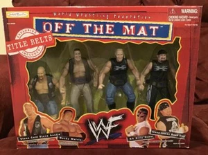 Juego de cinturones de título fuera del tapete de la Federación Mundial de Lucha Jakks Pacific 1998 - Imagen 1 de 2