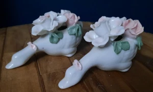 Vintage Porzellan schöne weiße Gänse (2) Figurenset. Blumen, Knospenvase. - Bild 1 von 5