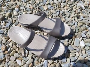 CROCS FLOPS Womens Ladies Sandals Size W11 UK 9 Dual Comfort VG condition Browns