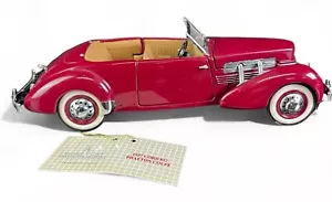 Franklin Mint 1:24 1937 Cord 812 Phaeton Coupe Burgundy - Picture 1 of 16