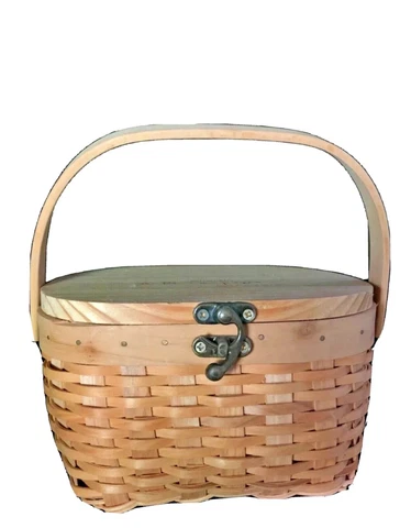 Bamboo Basket Vintage LongaBerger style French patisserie beige tan antique Kobe Cover