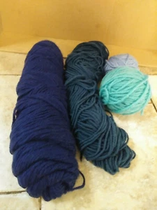 RESTI DI FILATO BLU ASSORTITI 8 OZ PESO EFFETTIVO - Foto 1 di 3