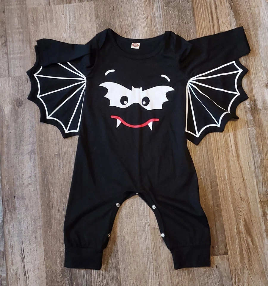 Nuevo sin etiquetas Traje de murciélago de Halloween Mameluco Disfraz Talla 12 Meses Foto 1 de 1