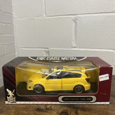 Road Signature 2003 Pontiac Vibe Die Cast 1:18 - Image 1 of 4