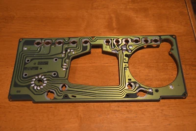 Placa de circuito de cuadro de instrumentos turbo Volvo 240 242 244 245 GL DL 1983-1985 Foto 1 de 3