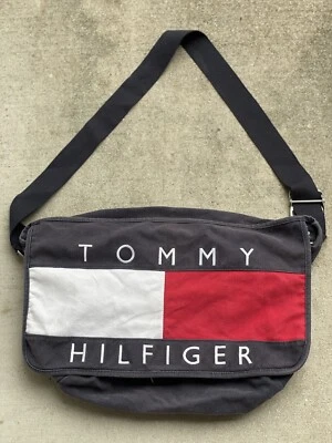  Tommy Hilfiger Bolso Mensajero Bandera Grande Sobre el Hombro Correa Azul Marino Lona Foto 1 de 4