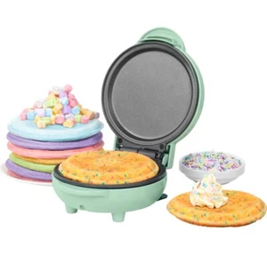 Mini Snack Maker Pancake Egg Treat Maker Sorbet Pastel Green Giles & Posner - Picture 1 of 5