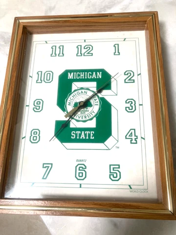 Michigan State Spartans Quartz Wall Clock Working Cover