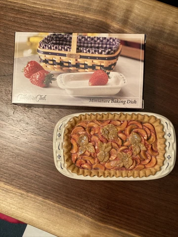 Longaberger Miniature 9 X 13 Baking Dish New In Box and Peach Dessert Insert Cover