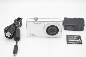 "Near mint" CASIO EXILIM EX-Z880 16.1MP Compact Digital Camera Silver #250326e - Picture 1 of 10