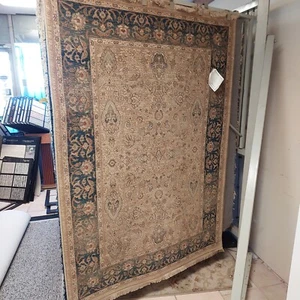 Brand new Karastan Original Collection700-728 Persi..Garden4'.3"x6' (1.3mx1.83m) - Picture 1 of 5