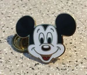 Pin's Walt Disney Mickey (portrait) - Picture 1 of 1
