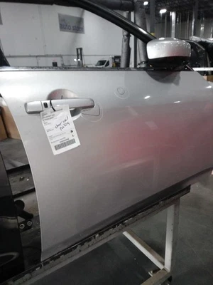 Conjunto de puerta delantera derecha usado se adapta a: Infiniti Q40 2015 4 puertas SDN delantero derecho Foto 1 de 4