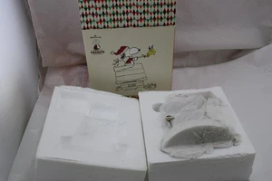 Neu im Karton 2018 Hallmark Peanuts Gallery Santa Snoopy XKT5225 - Bild 1 von 5