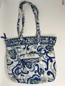 Vera Bradley "Betsy Mediterranean White" Quilted Purse/Handbag - Picture 1 of 9