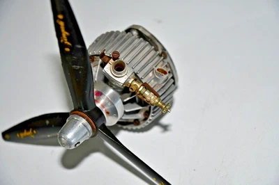 复古 NSU WANKEL GRAUPNER/O.S. R/C 旋转式模型飞机发动机 1-49 适用于零件 — 第 1/4 张图片