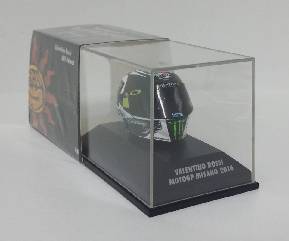MINICHAMPS VALENTINO ROSSI MODELLINO DIECAST CASCO AGV 1/8 MOTOGP MISANO 2016 - Immagine 1 di 3