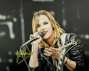 FOTO REIMPRESIÓN LZZY HALE 8X10 FIRMADA AUTOGRAFIADA IMAGEN NAVIDAD HOMBRE CUEVA REGALO - Imagen 1 de 1