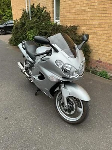 Kawasaki ZZR 1200 - Picture 1 of 7