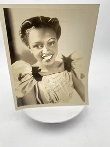 MAXINE SULLIVAN Signed 8x10 Photograph - Jazz Singer / Vocalist Star - Original - Picture 1 of 3