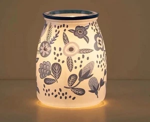 Scentsy HOPE BLOOMS WÄRMER blau weiß Blumen skandinavisch Folk inspiriert nicht mehr produziert - Bild 1 von 9